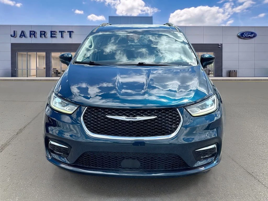 Used 2021 Chrysler Pacifica Touring L with VIN 2C4RC1BG3MR562274 for sale in Seminole, FL