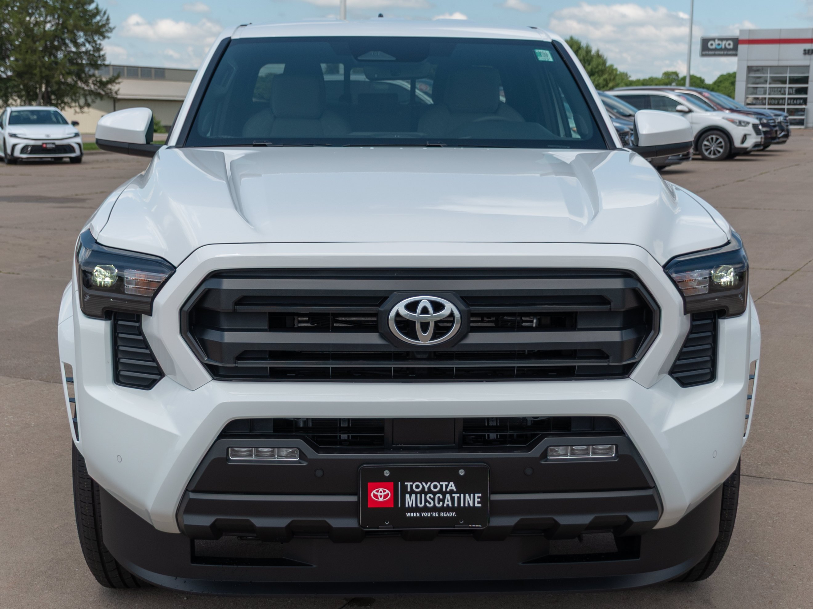2026 Toyota Tacoma SR5 - Photo 3