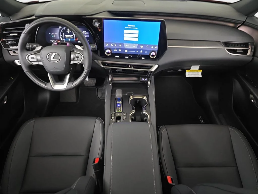 New 2026 Matador Red Mica Lexus PREMIUM image 10