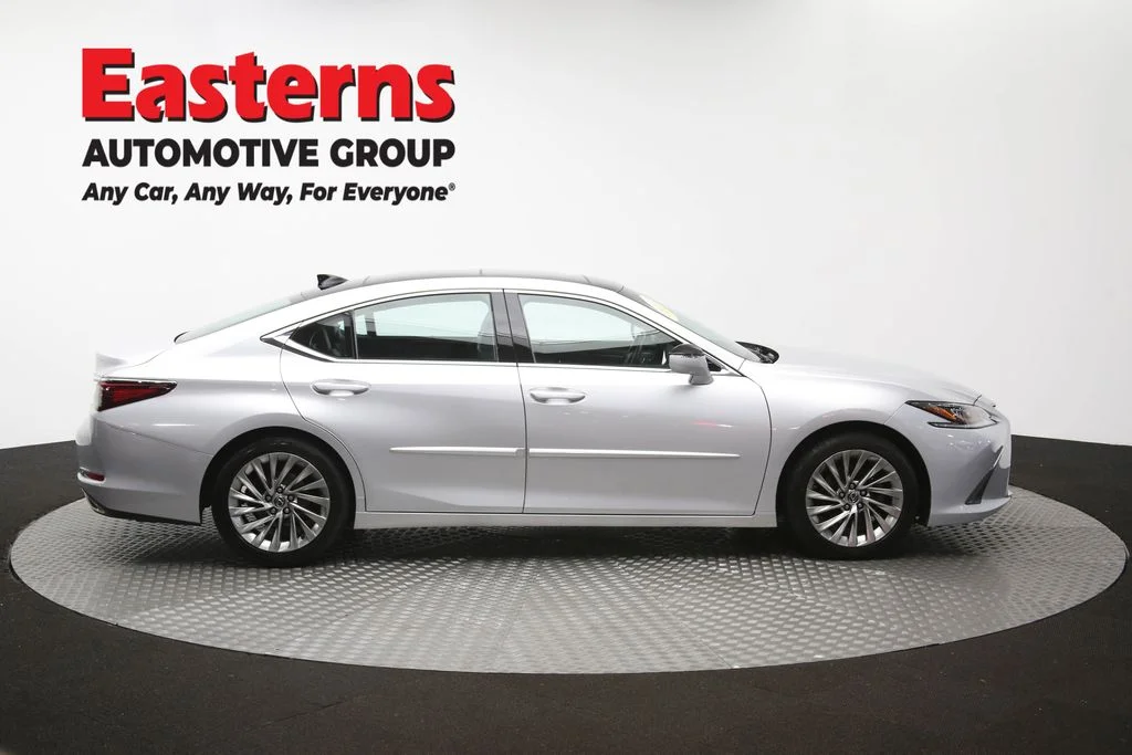 Used 2019 Silver Lexus 350 Ultra Luxury image 47