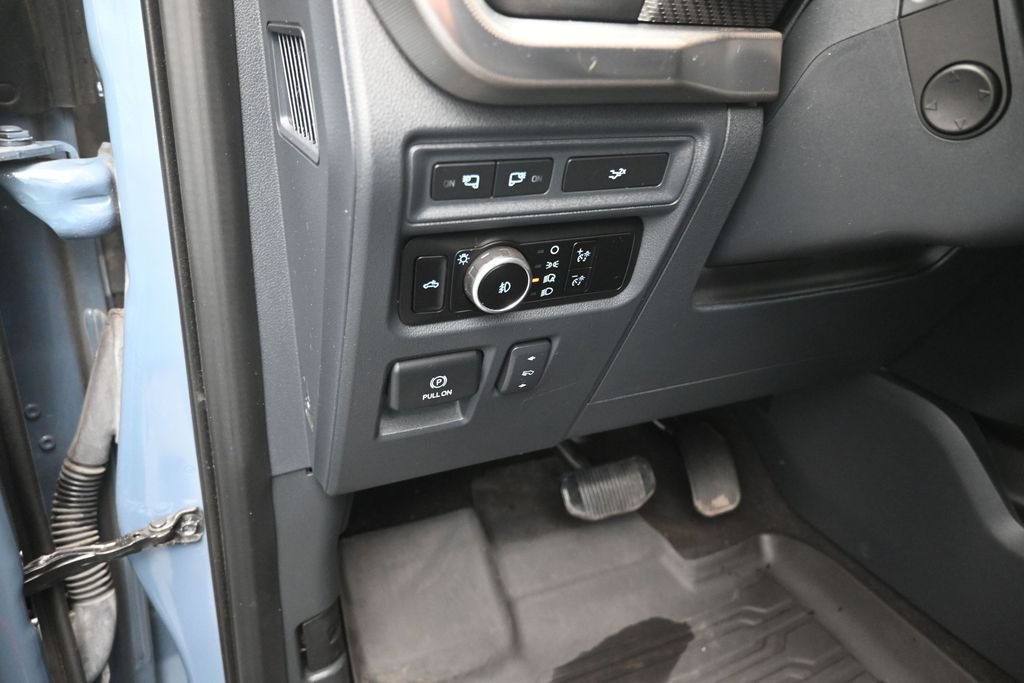 Used 2023 Gray Ford Raptor image 13