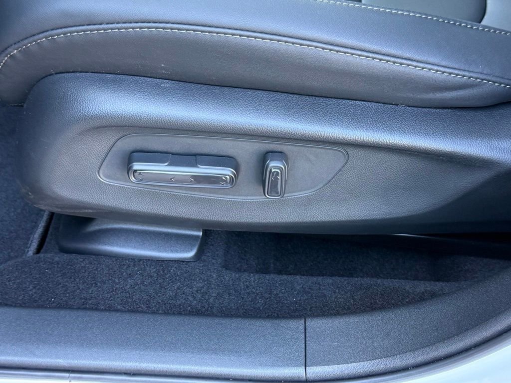 Used 2026 Solar Silver Metallic Acura Base image 28