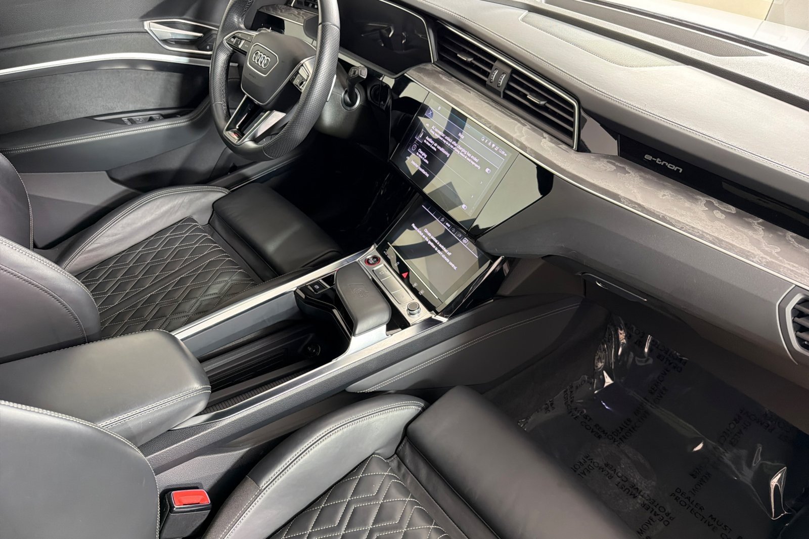 Used 2022 Florett Silver Metallic Audi Premium Plus quattro image 15