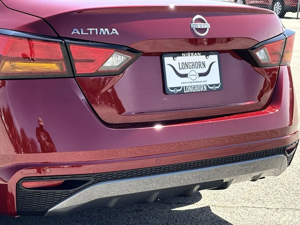New 2026 Red Nissan 2.5 SV image 5