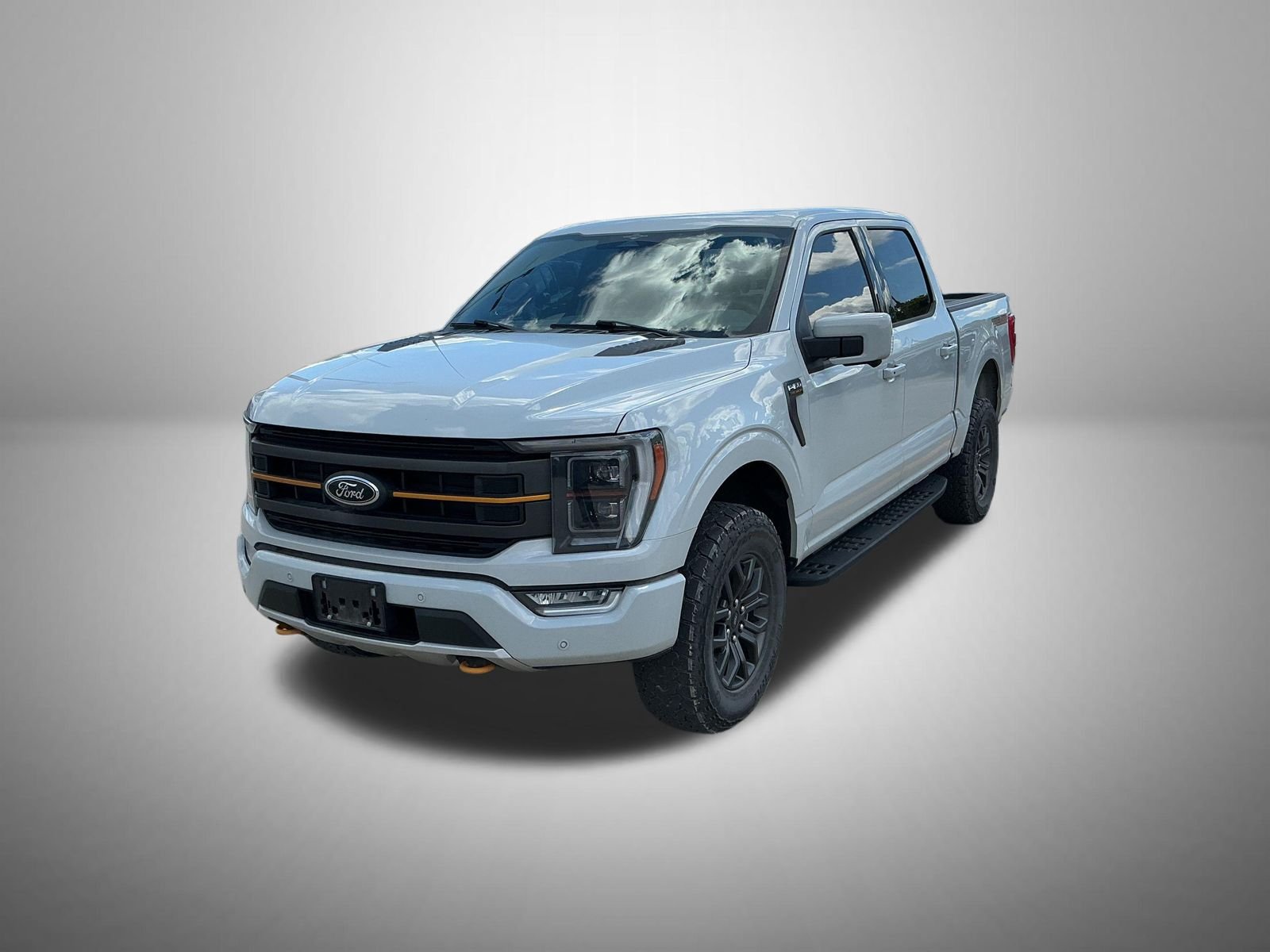Used 2023 White Ford Tremor image 1