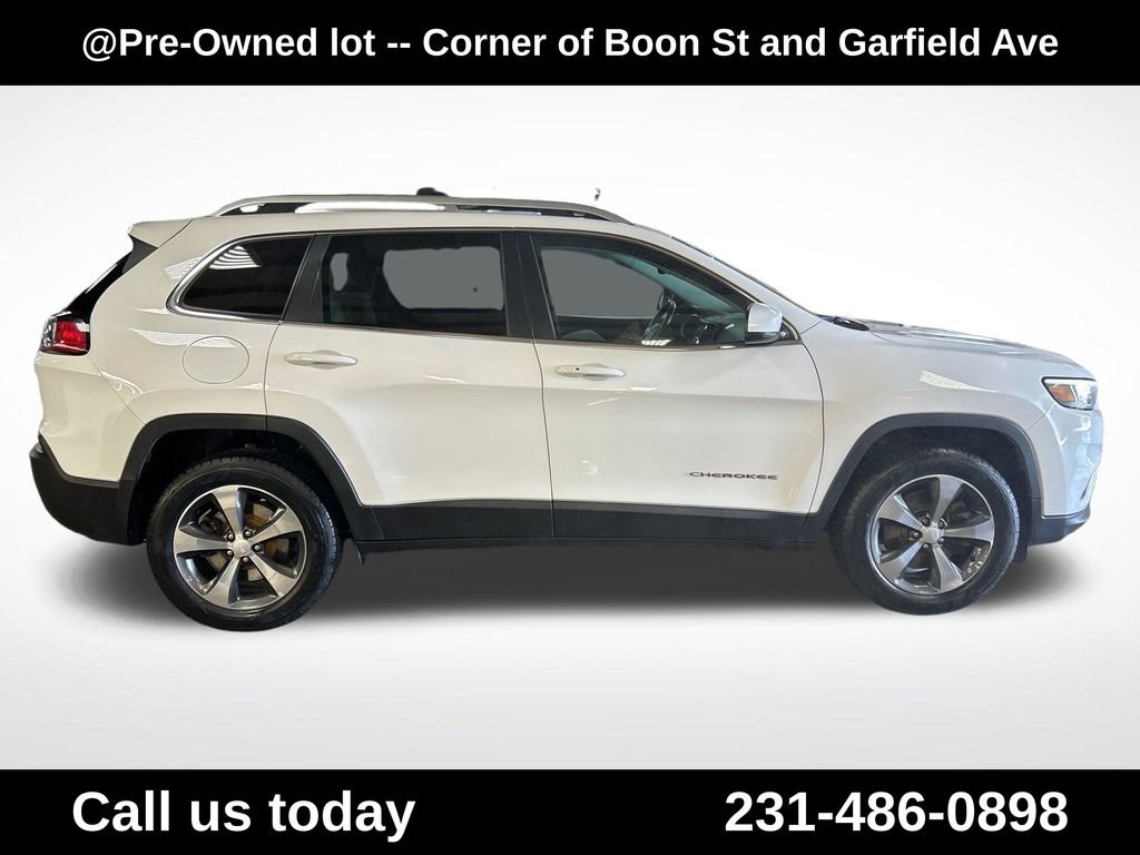 Used 2019 White Jeep Limited image 7