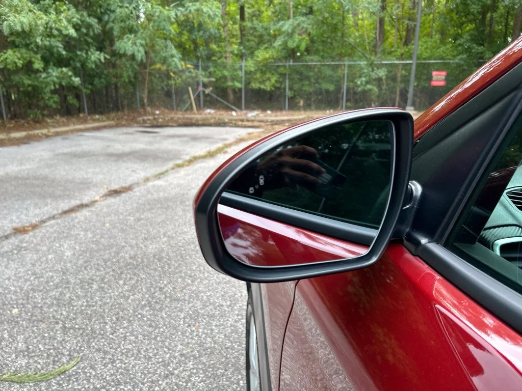 Used 2020 Red Hyundai Value image 12