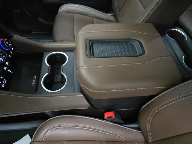2024 Chevrolet Suburban High Country - Photo 22