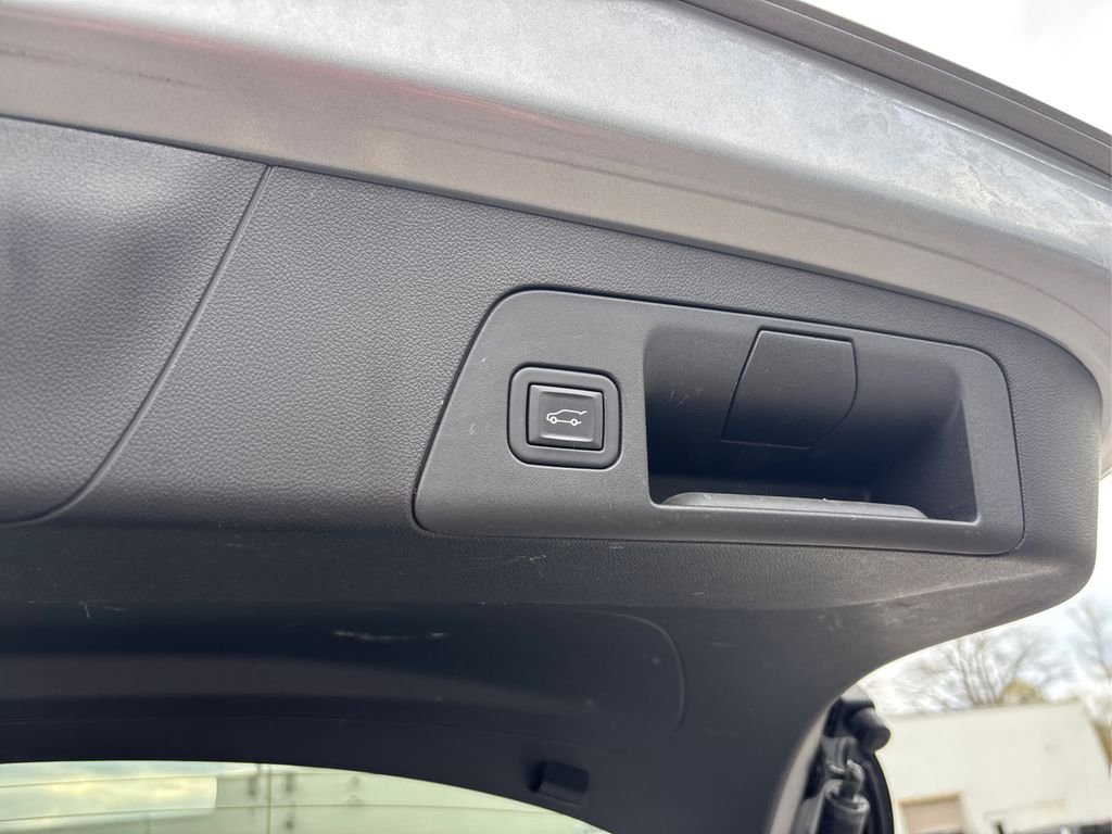 Used 2023 Gray Buick Preferred image 14