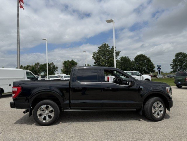Used 2022 Black Metallic Ford Platinum image 8