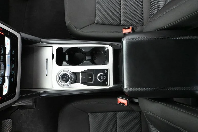 2023 Ford Explorer XLT - Photo 32