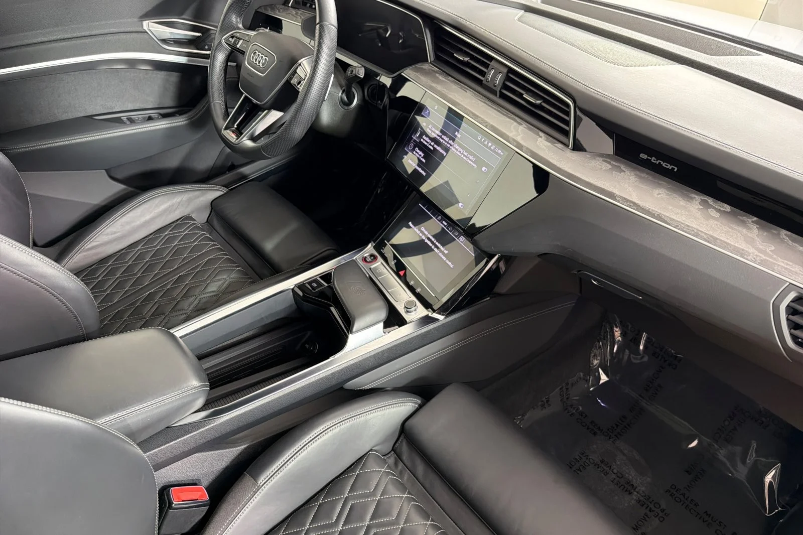 Used 2022 Florett Silver Metallic Audi Premium Plus quattro image 15