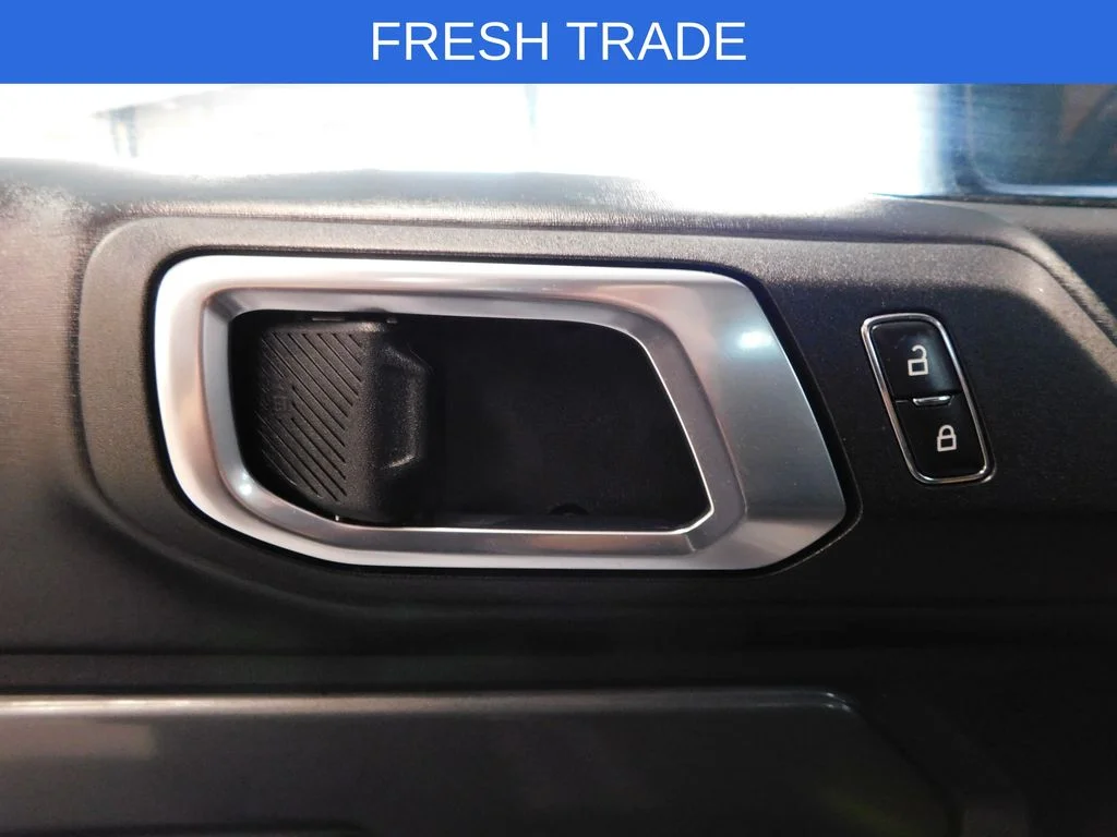 Used 2024 Carbonized Gray Metallic Ford Badlands image 15