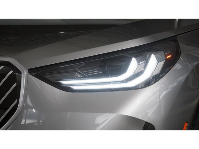 New 2026 Skyscraper Grey Metallic BMW  image 6