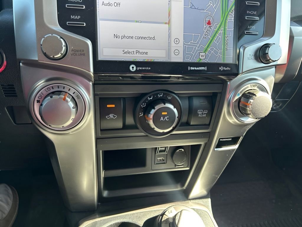 Used 2023 Ice Toyota SR5 image 26