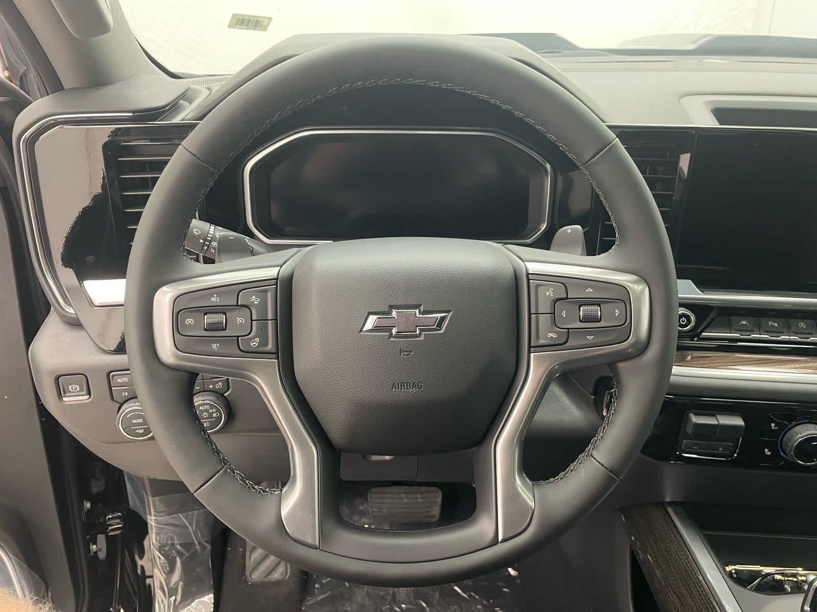 2026 Chevrolet Silverado 1500 LT Trail Boss - Photo 13