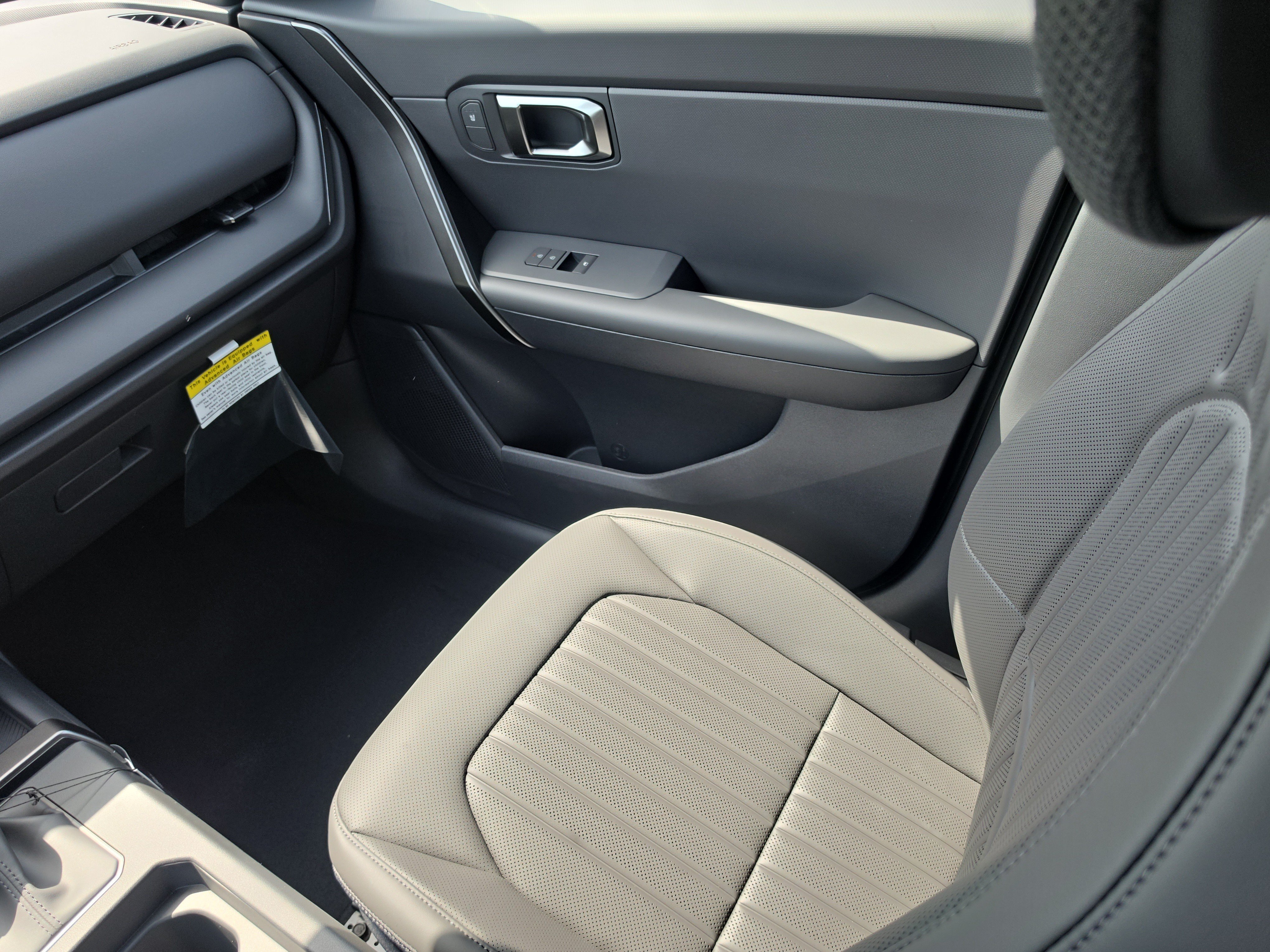 New 2027 Terrain Brown Kia X-Line S image 16