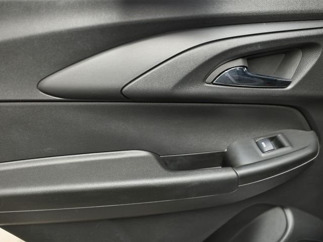 Used 2025 Sterling Gray Metallic Chevrolet LT image 22
