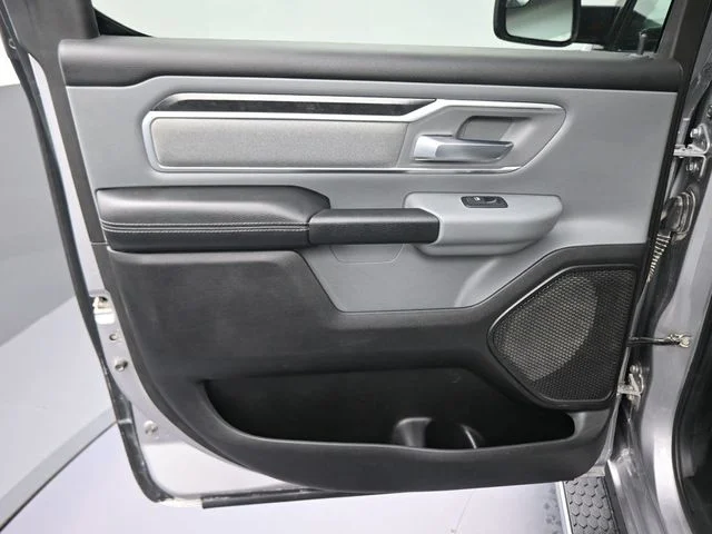 Used 2019 Silver Ram Big Horn/Lone Star image 25