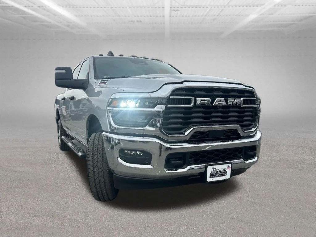 New 2026 Silver-Zynith Exterior Paint RAM Tradesman image 3