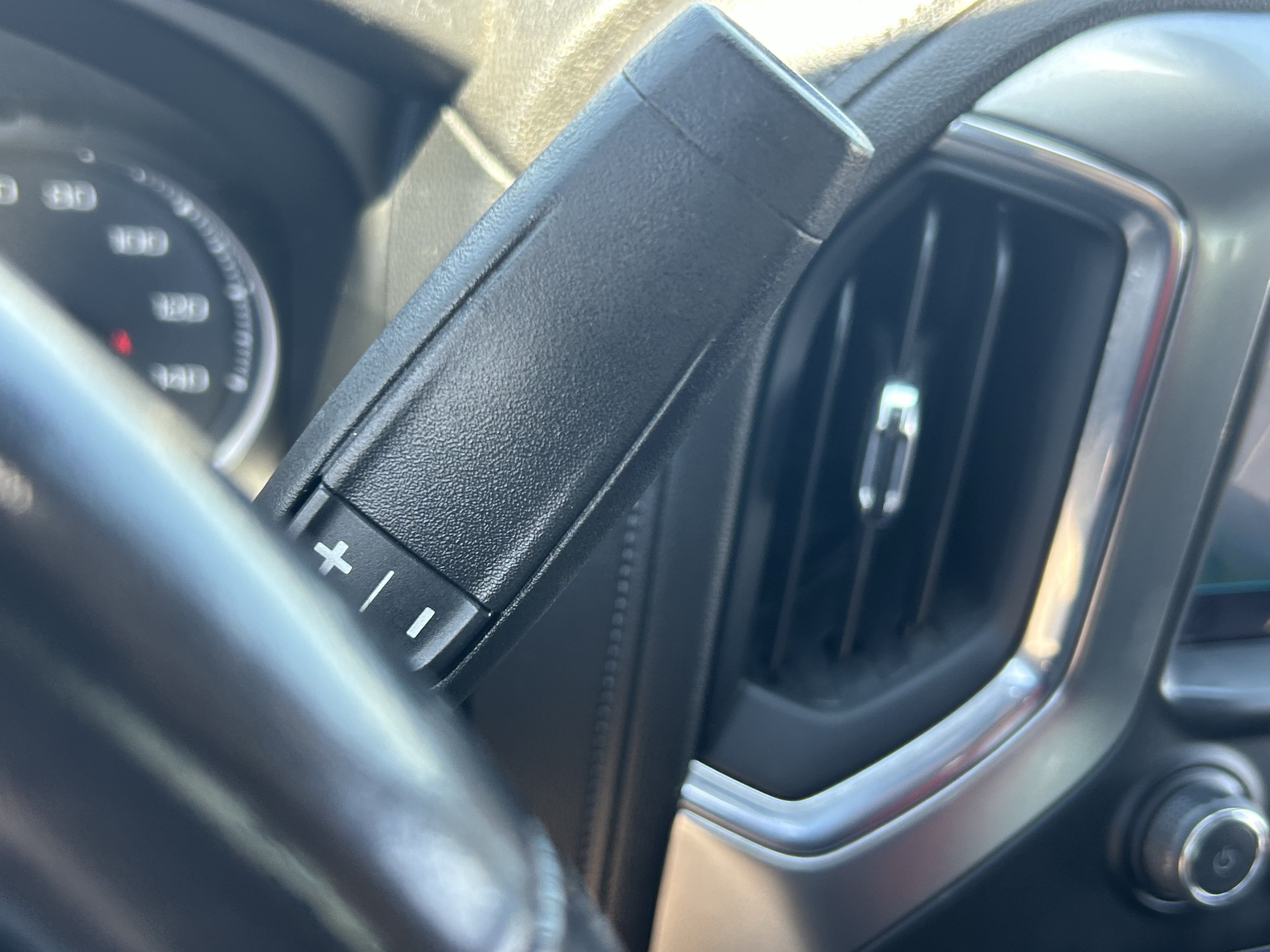 Certified Used 2022 Northsky Blue Metallic Chevrolet LT image 30