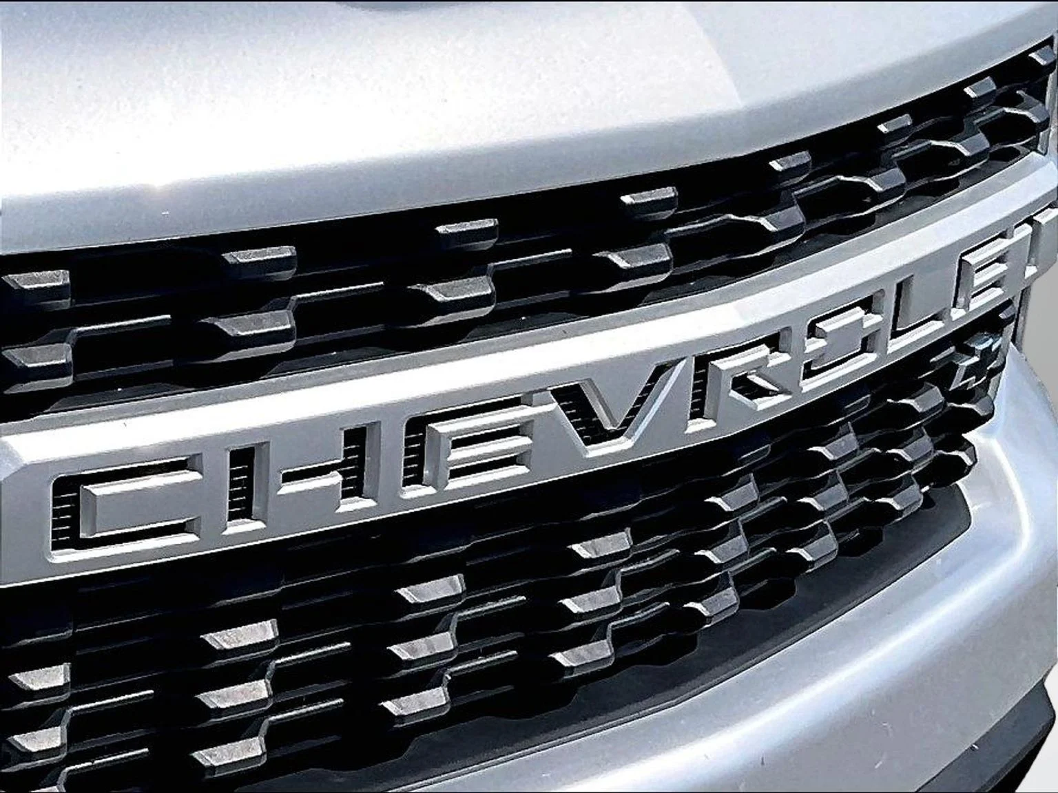 Used 2021 Silver Chevrolet Custom image 30