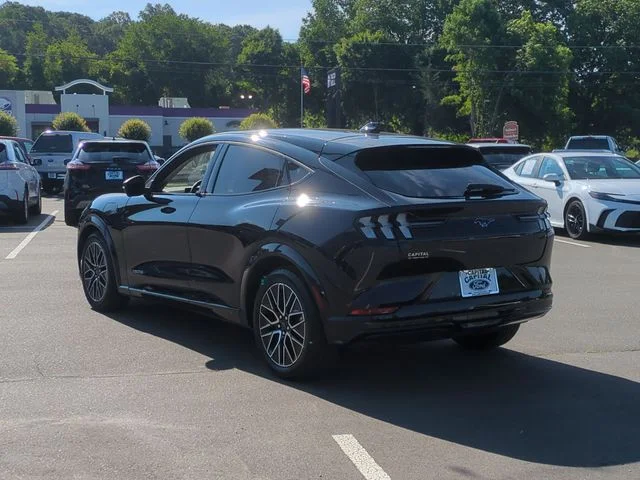 Used 2024 Black Ford Premium image 11
