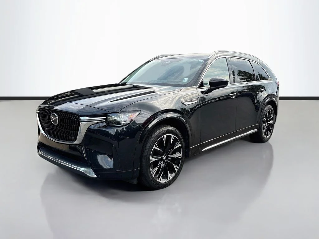 Certified Used 2024 Jet Black Mazda 3.3 Turbo S image 3