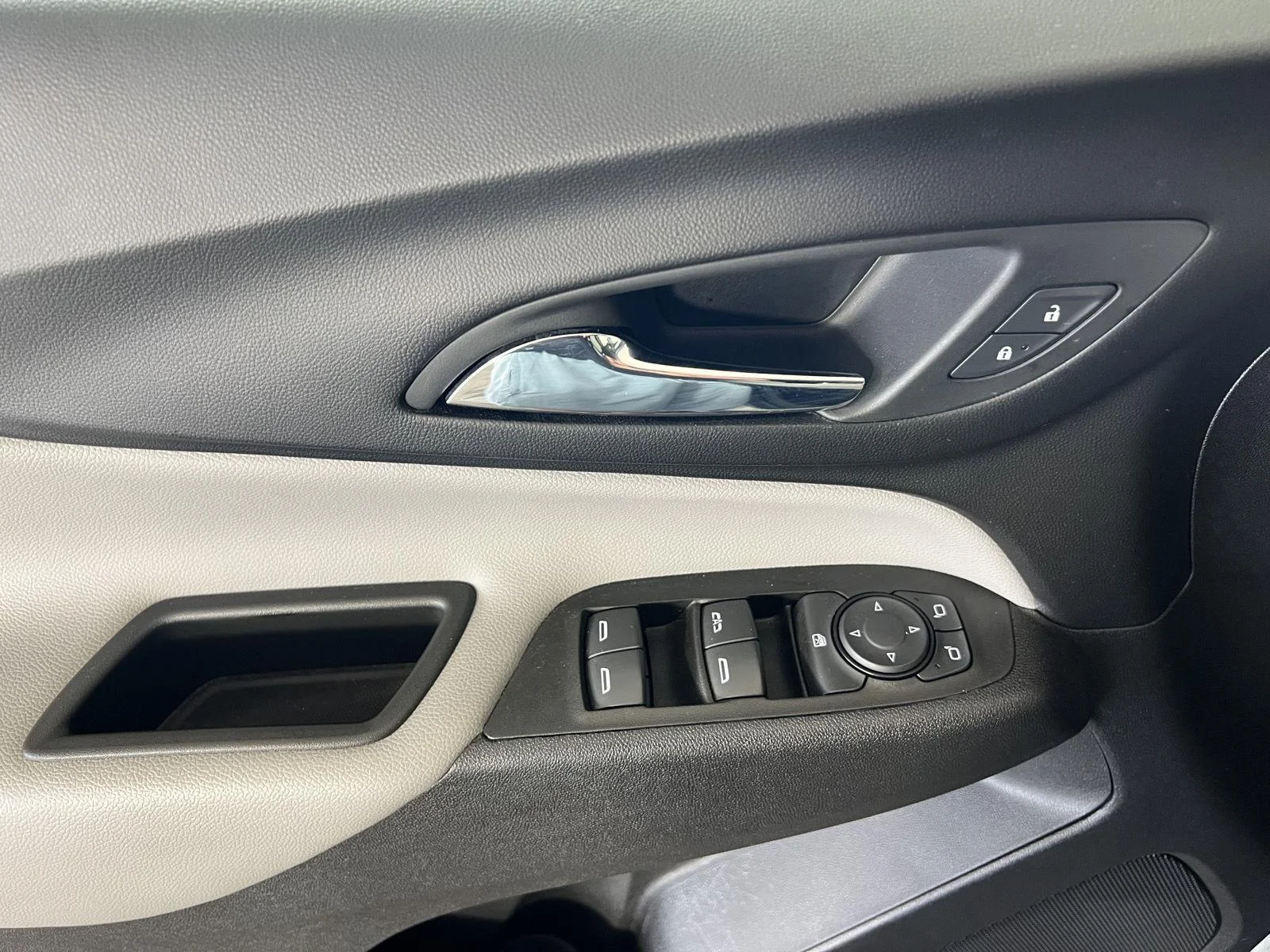 Used 2024 Sterling Gray Metallic Chevrolet LS image 7