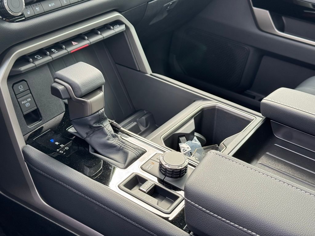 2026 Toyota Tundra Limited - Photo 15