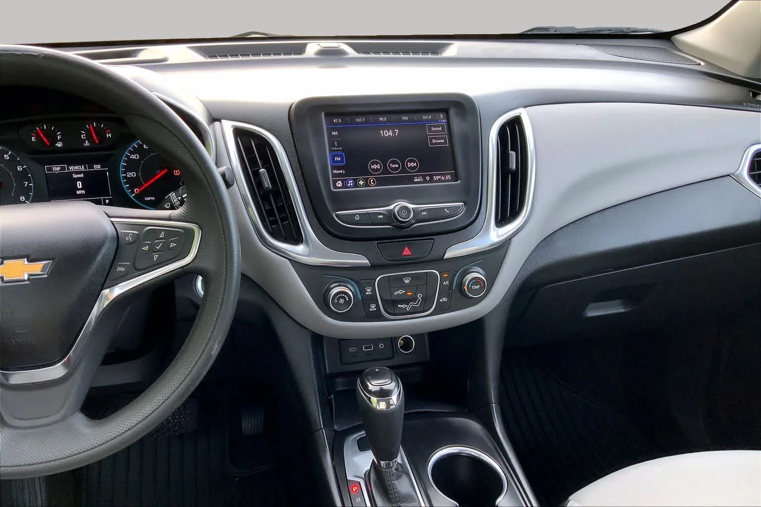 Used 2020 Summit White Chevrolet LS image 7