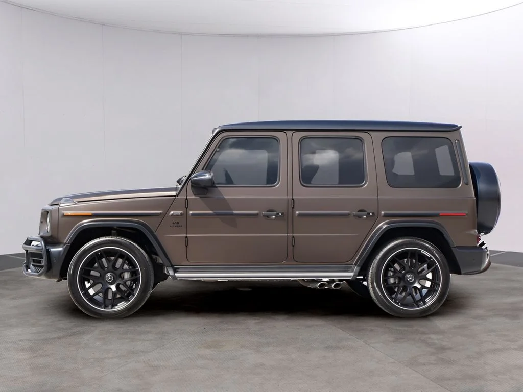 Used 2024 MANUFAKTUR Dakota Brown magno Mercedes-Benz G 63 AMG® image 4