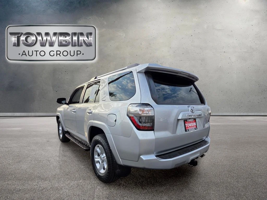 Used 2023 Silver Toyota SR5 image 6