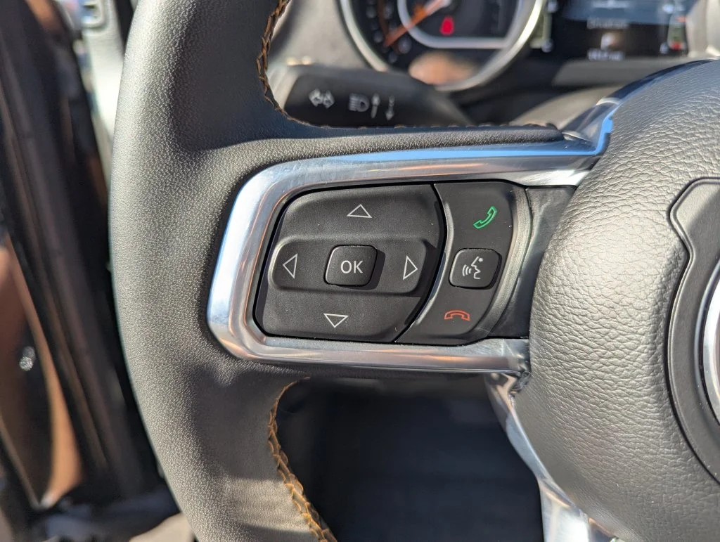 Used 2023 Black Jeep Overland image 22