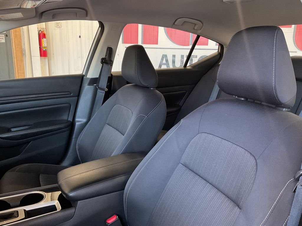 Used 2024 Silver Nissan 2.5 SV image 14