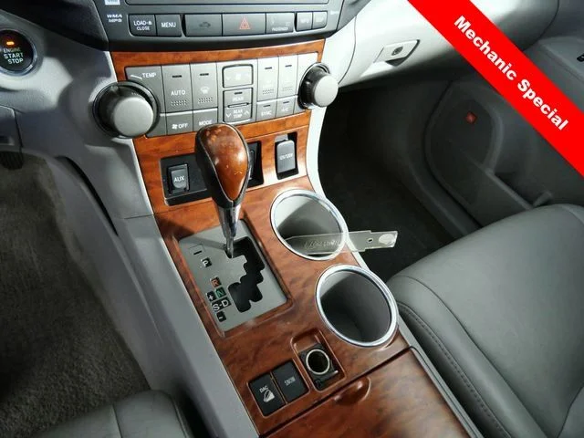Used 2008 Gray Toyota Limited image 19