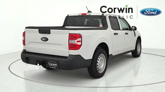 New 2026 Oxford White Ford XL image 7