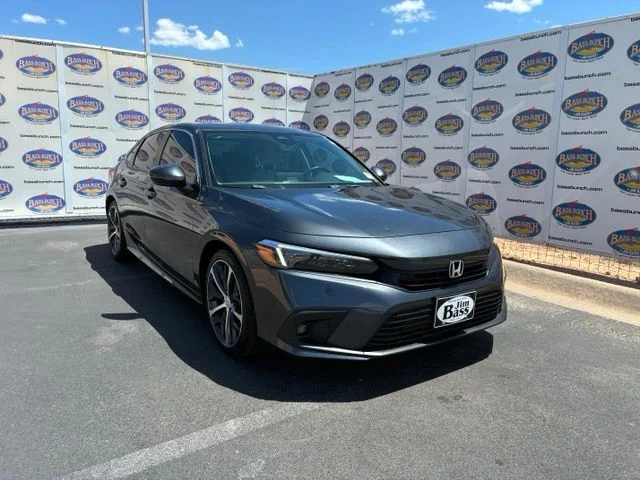 Used 2024 Sonic Gray Pearl Honda Touring image 2