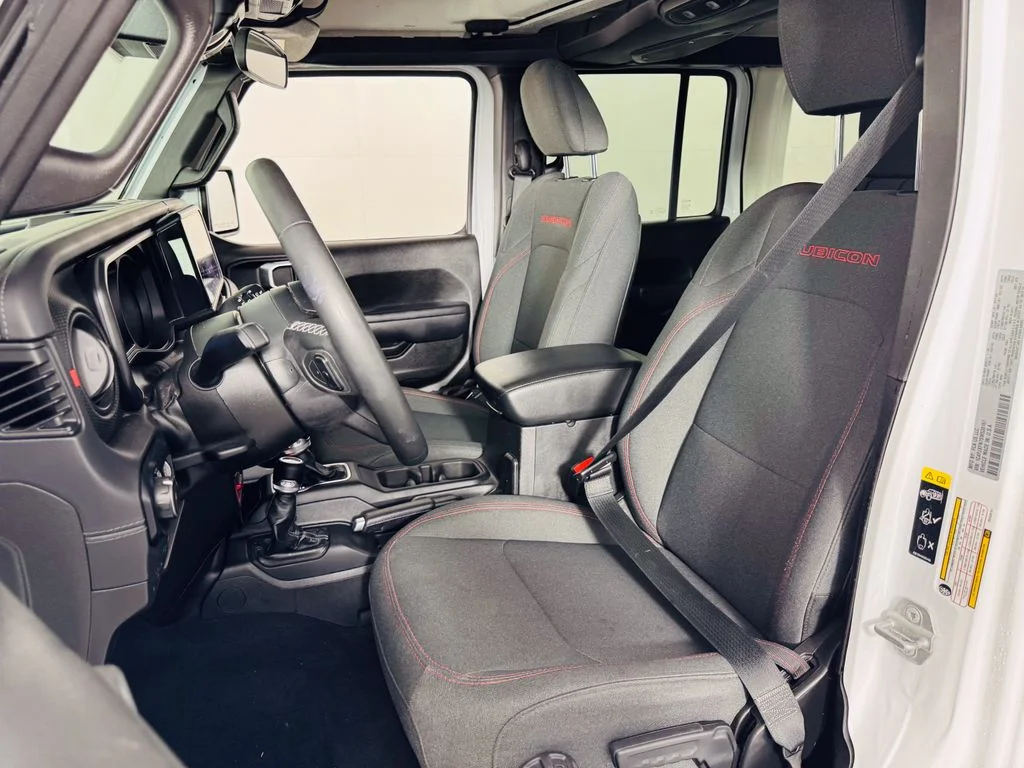 Used 2025 White Jeep Rubicon image 6