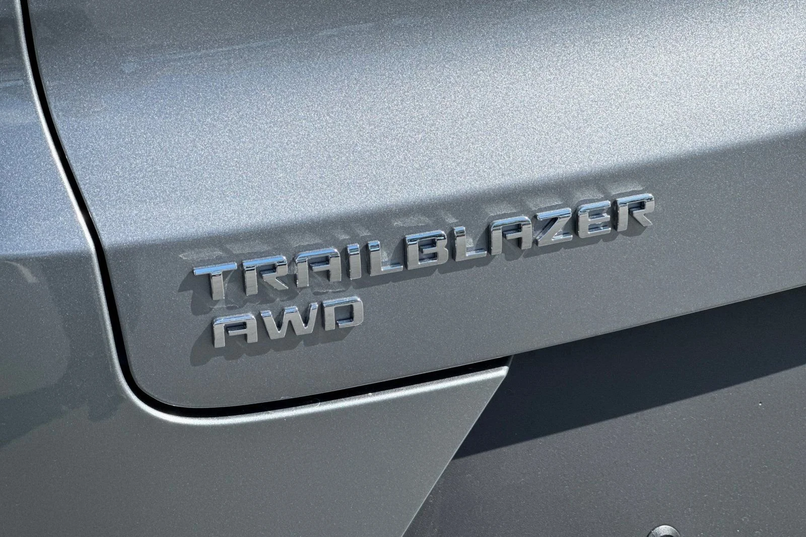 New 2026 Sterling Gray Metallic Chevrolet LT image 25