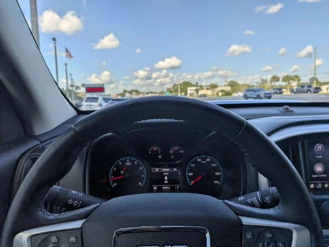 Used 2021 DYNAMIC BLUE METALLIC GMC 2WD Elevation image 28