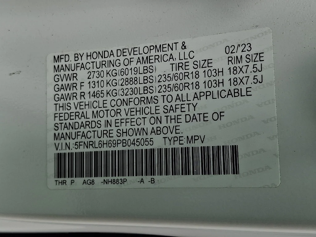 Used 2023 White Honda EX-L image 28