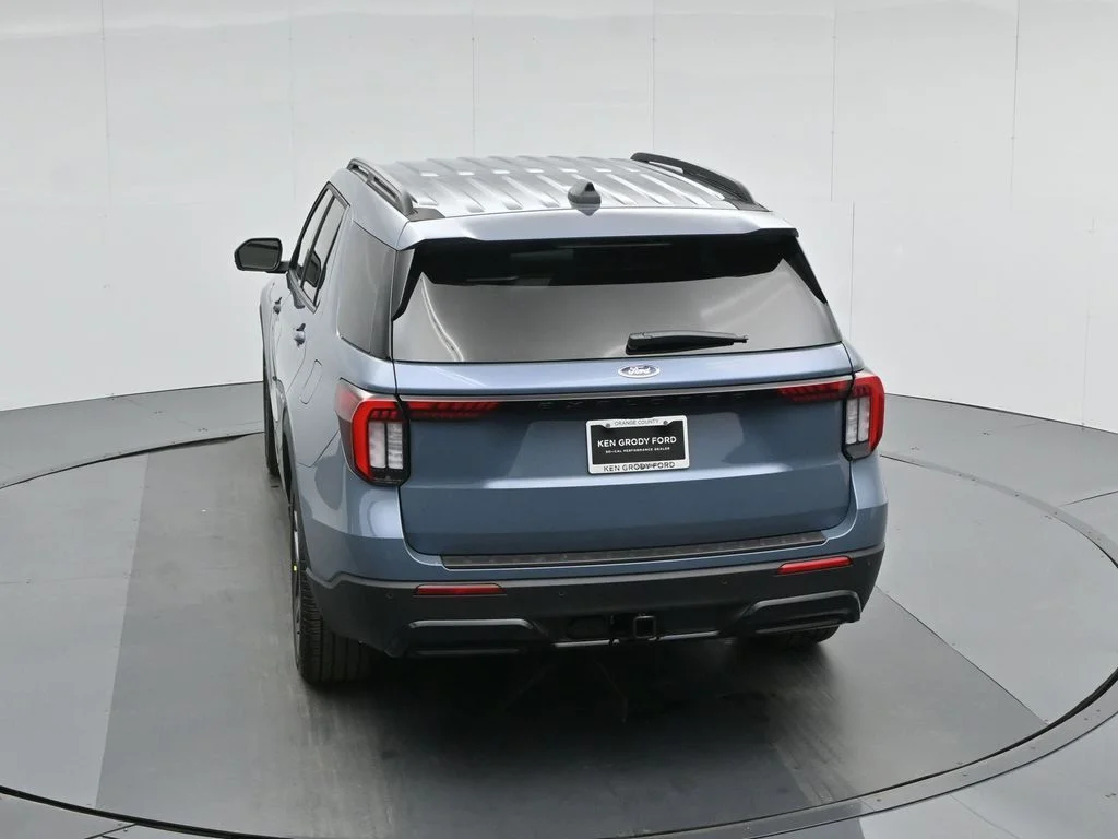 New 2026 Vapor Blue Metallic Ford ST-Line image 44