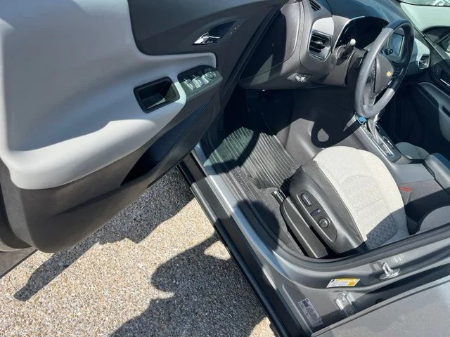 Used 2024 Gray Chevrolet LS image 18