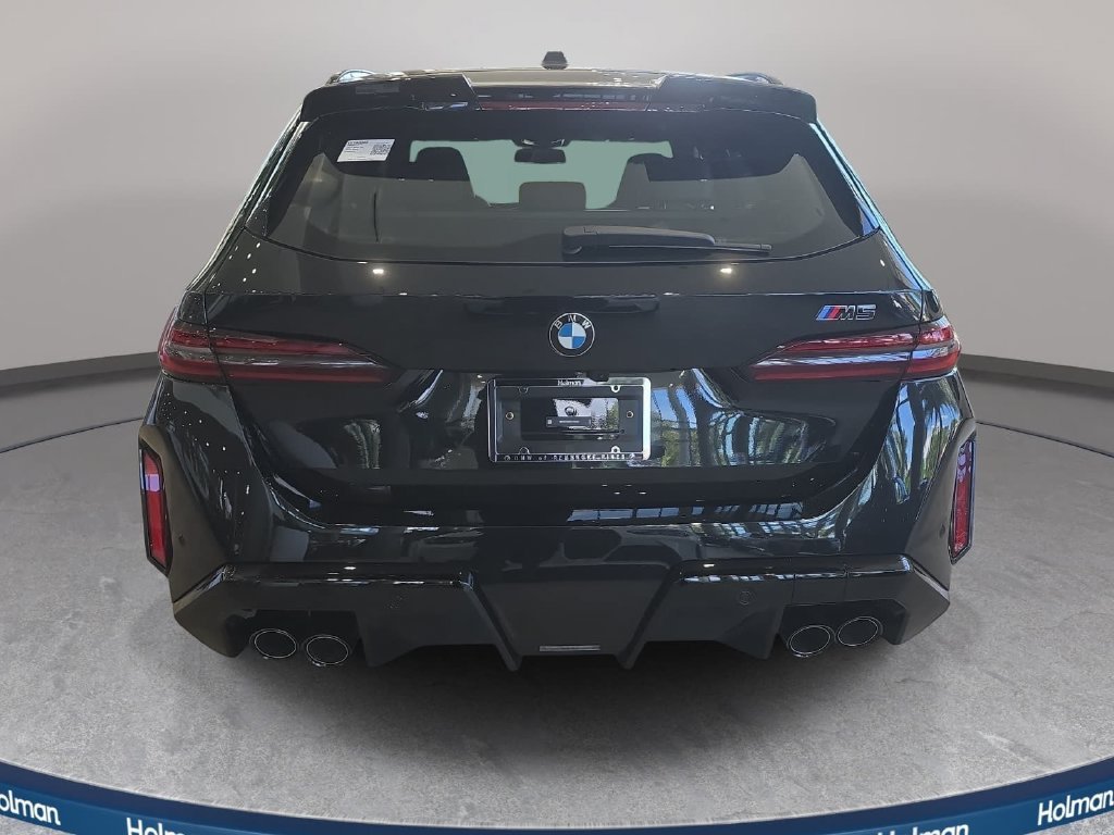 New 2027 Black Sapphire Metallic BMW  image 5