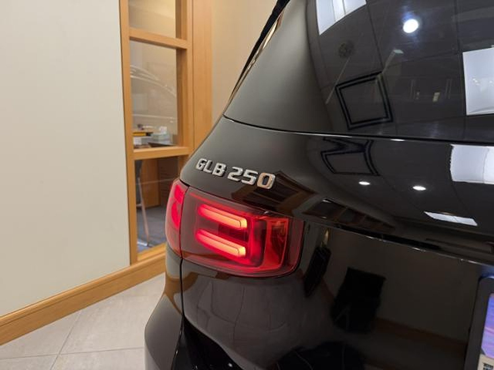 Used 2025 Night Black Mercedes-Benz  image 6