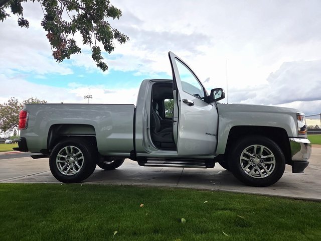2017 Chevrolet Silverado Work Truck LS Base photo 2
