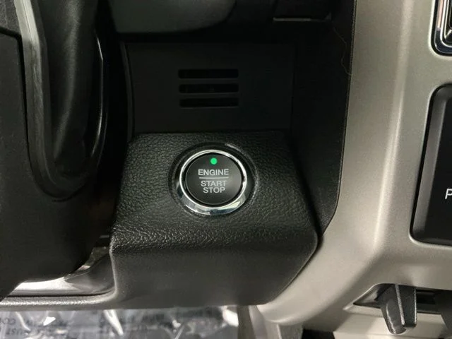 Used 2019 Agate Black Metallic Ford Lariat image 25
