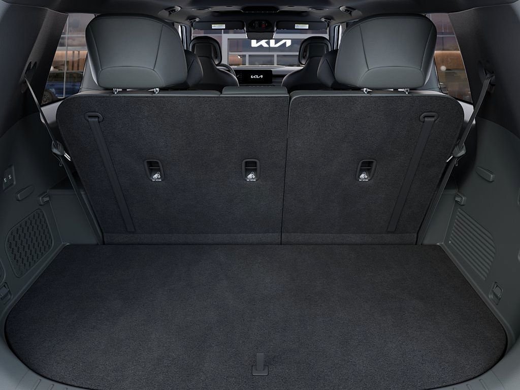 New 2027 Black Kia X-Line SX image 19