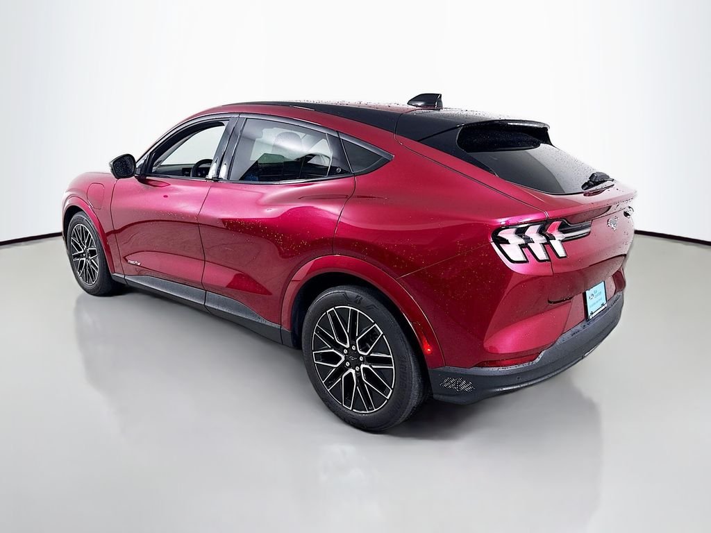 Used 2025 Molten Magenta Metallic Tinted Clearcoat Ford Premium image 12